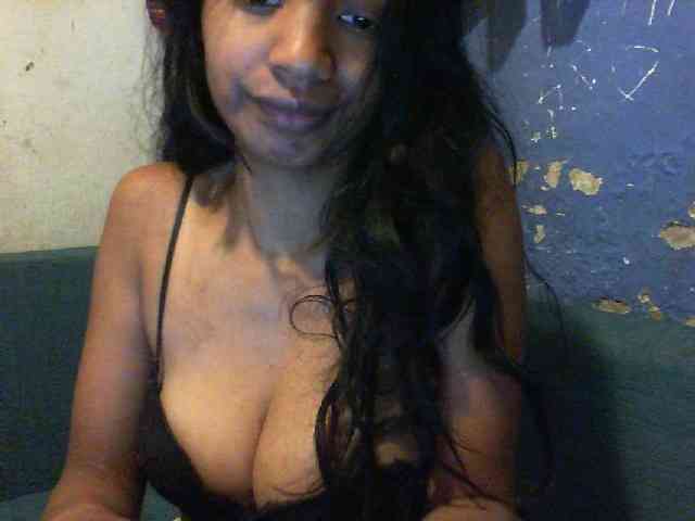 Giiulia webcam