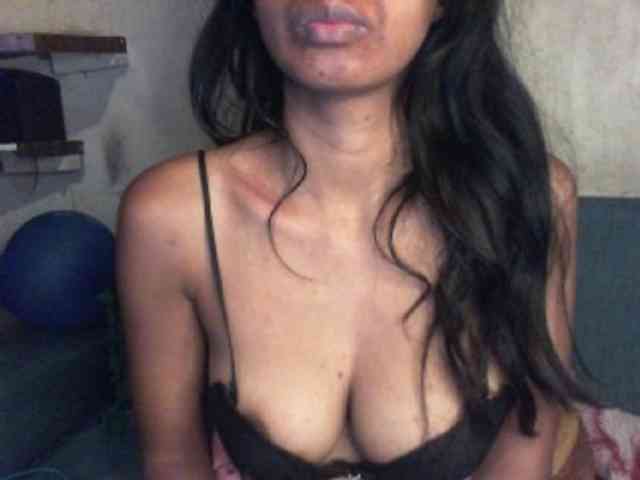 Giiulia webcam