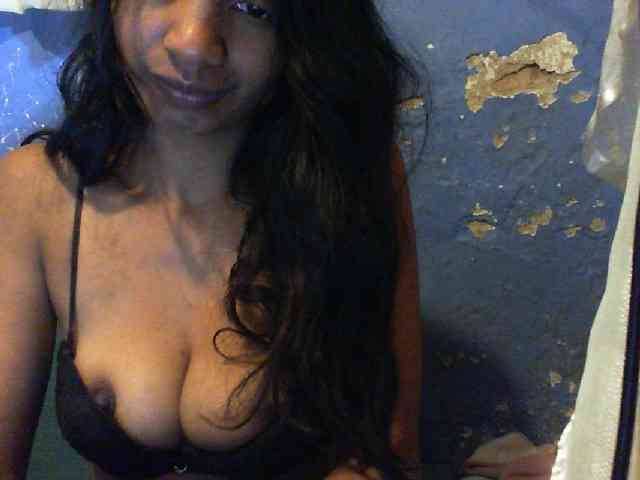 Giiulia webcam