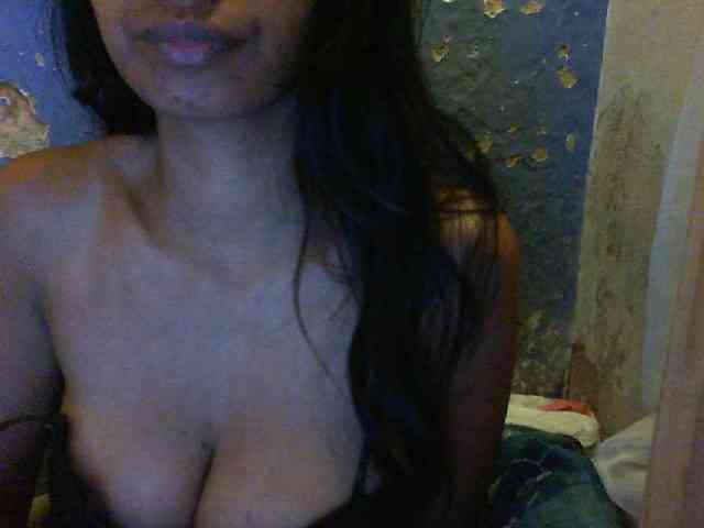 Giiulia webcam