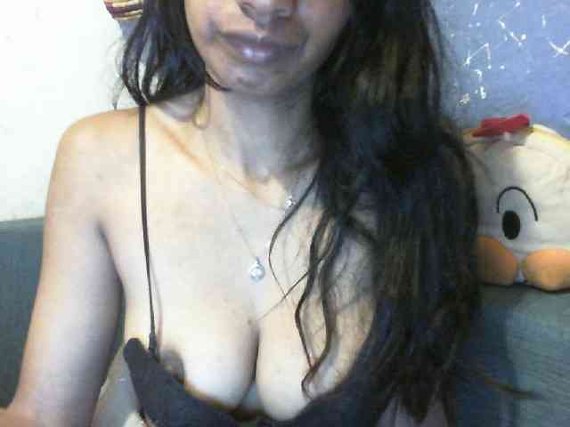 Giiulia webcam