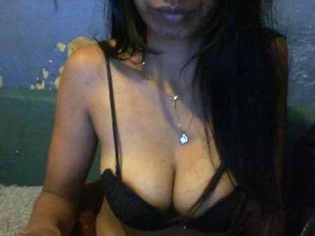 Giiulia webcam