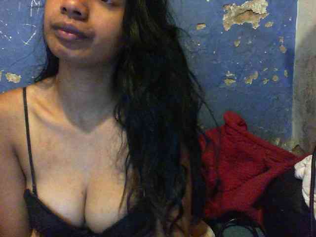 Giiulia webcam