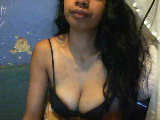 Giiulia webcam