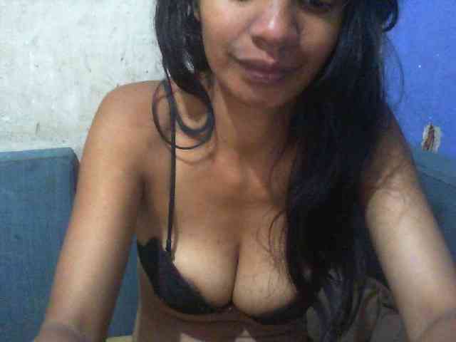 Giiulia Live Webcam on BongaCams
