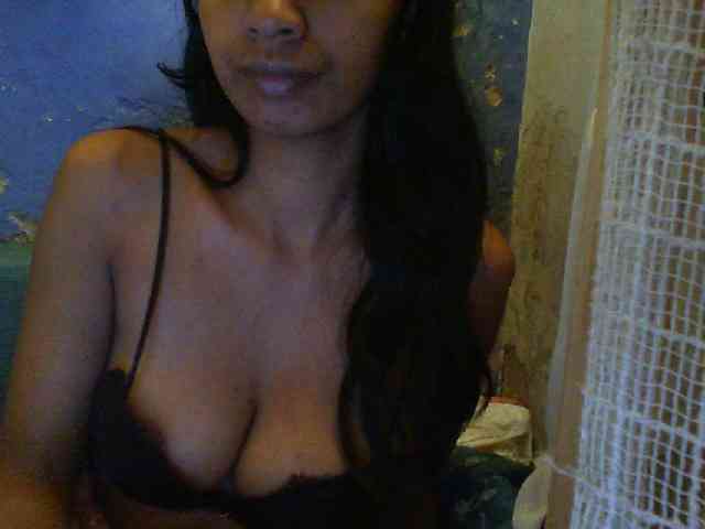 Giiulia webcam
