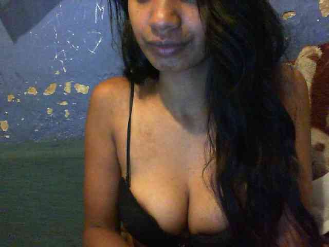 Giiulia webcam