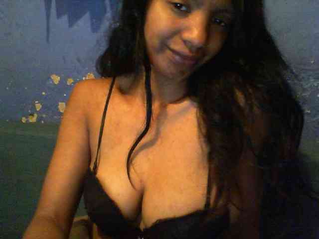 Giiulia webcam