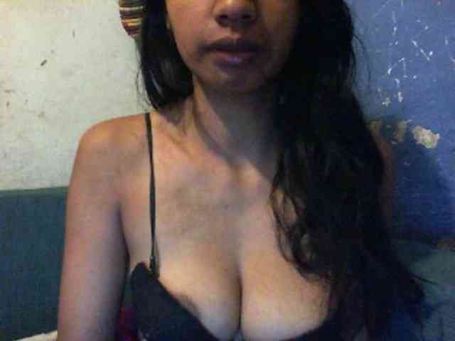 Giiulia webcam