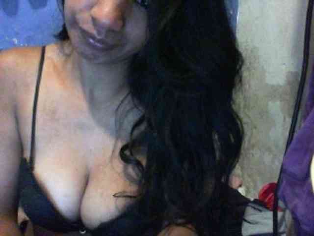 Giiulia webcam
