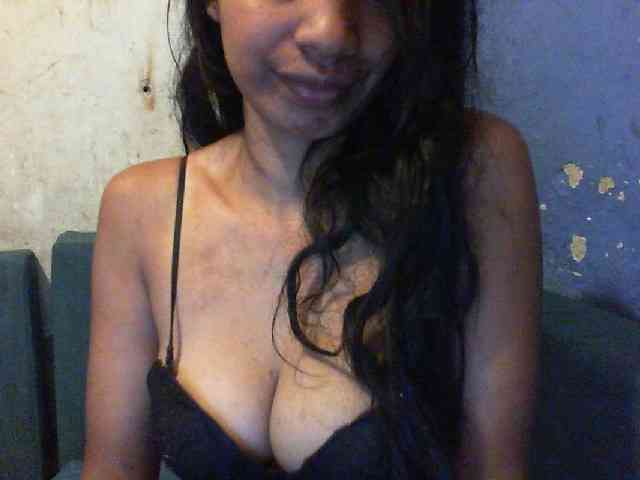 Giiulia webcam