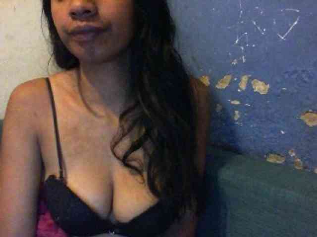 Giiulia webcam