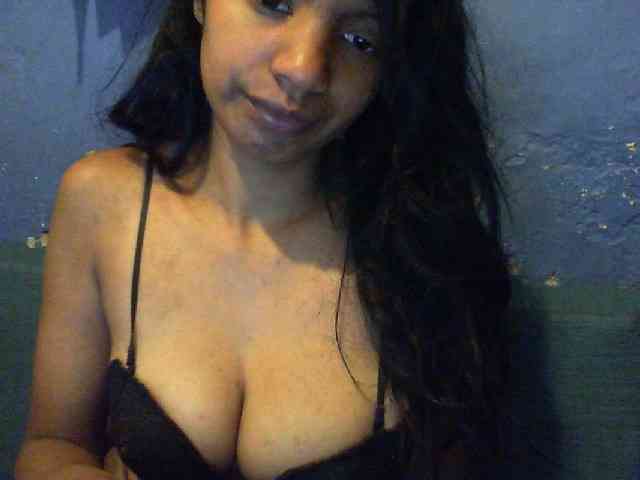 Giiulia webcam