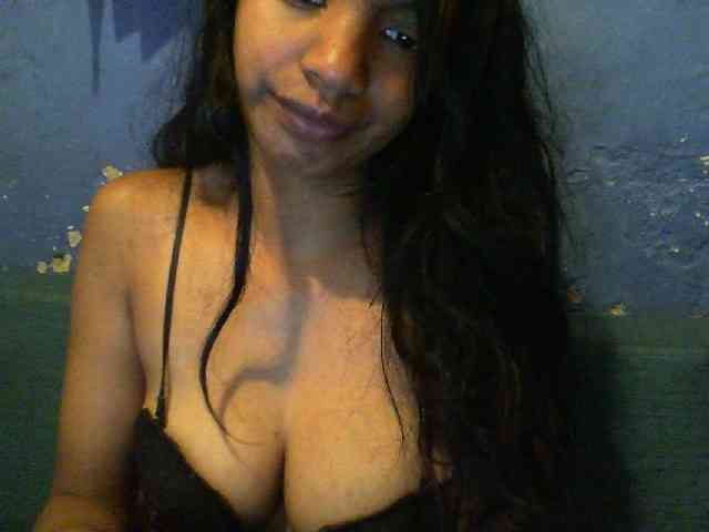 Giiulia webcam