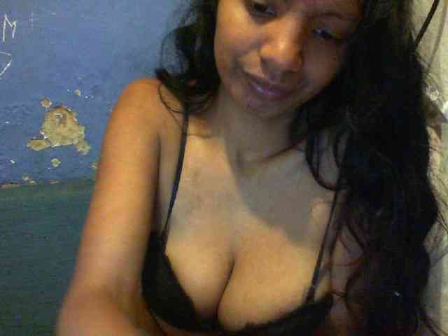 Giiulia webcam
