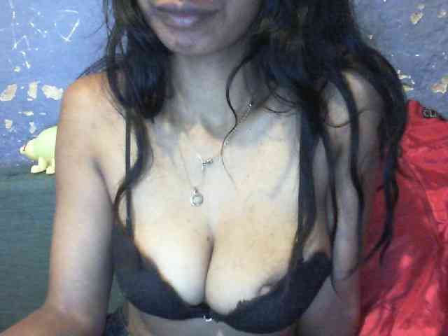 Giiulia webcam