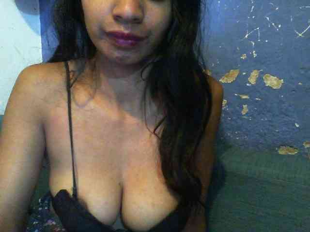 Giiulia webcam