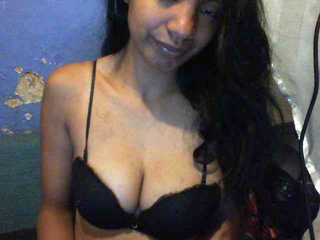 Giiulia webcam