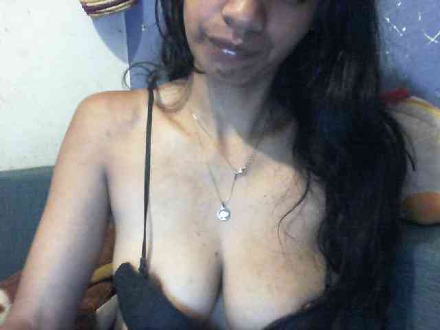 Giiulia webcam