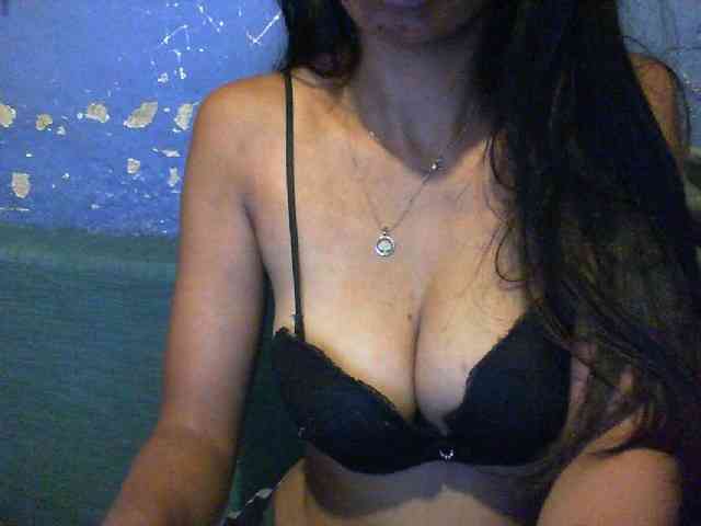 Giiulia webcam