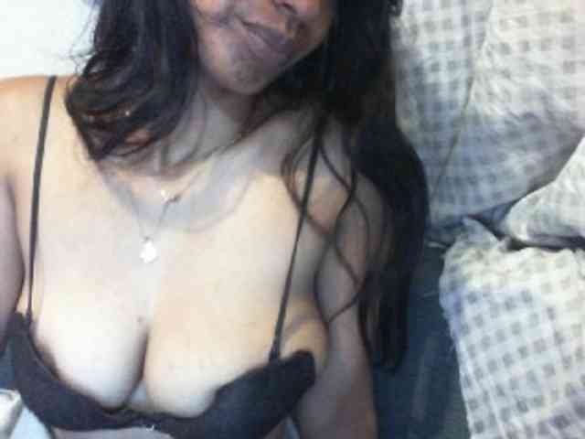 Giiulia webcam