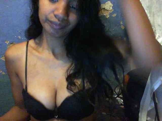 Giiulia webcam