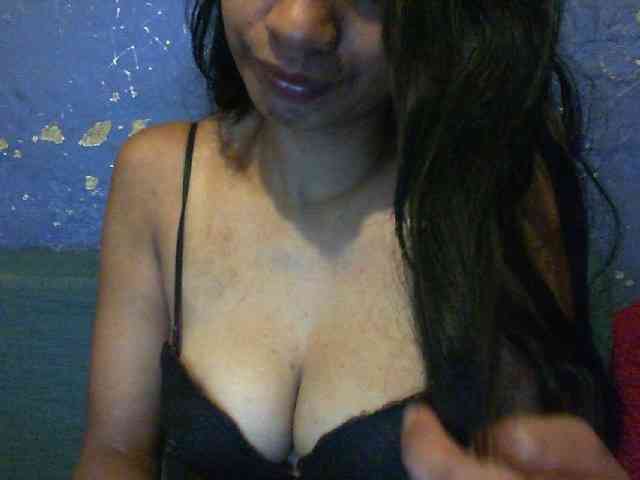 Giiulia webcam