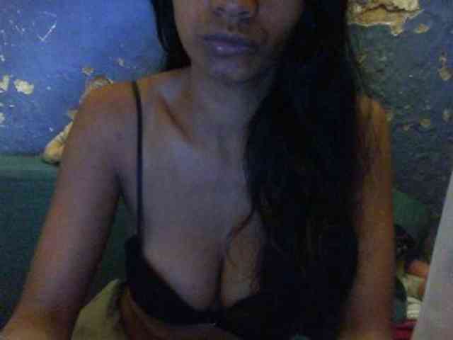 Giiulia webcam