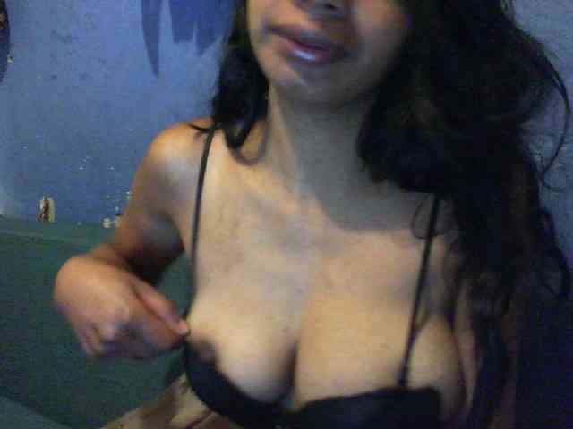 Giiulia webcam
