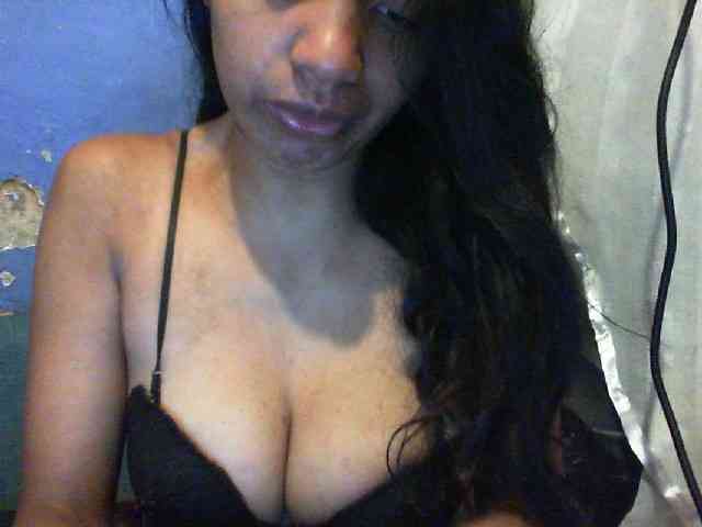 Giiulia webcam