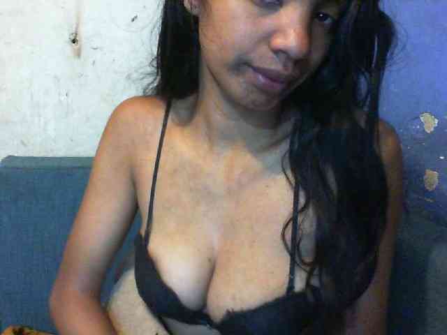 Giiulia webcam