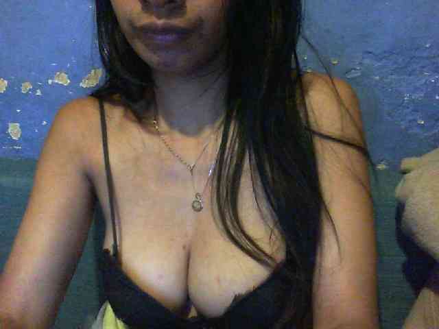 Giiulia webcam