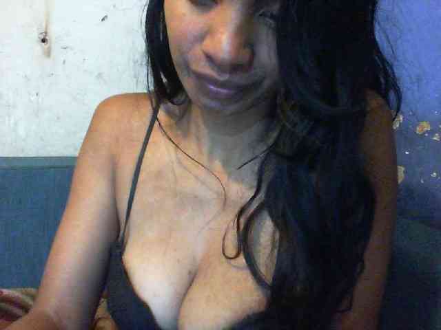 Giiulia webcam