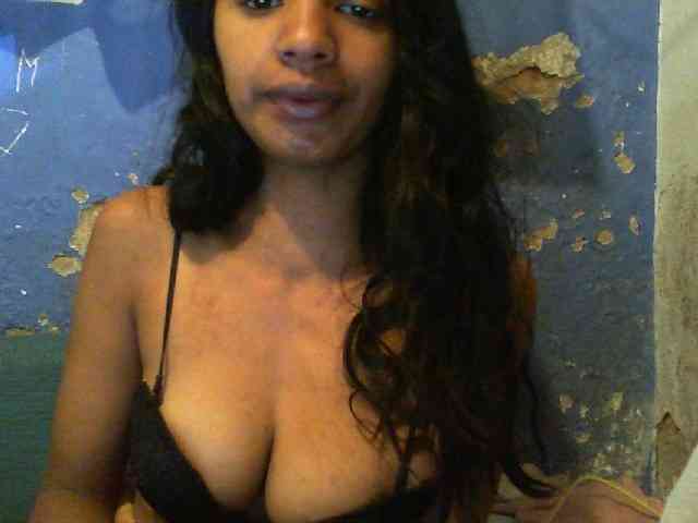 Giiulia webcam
