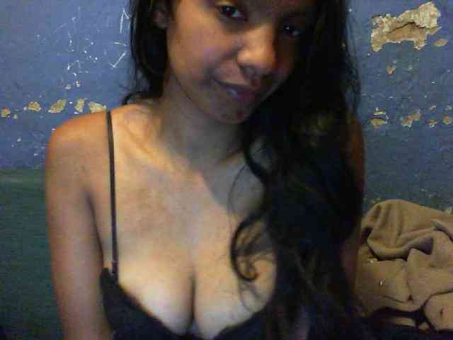 Giiulia webcam