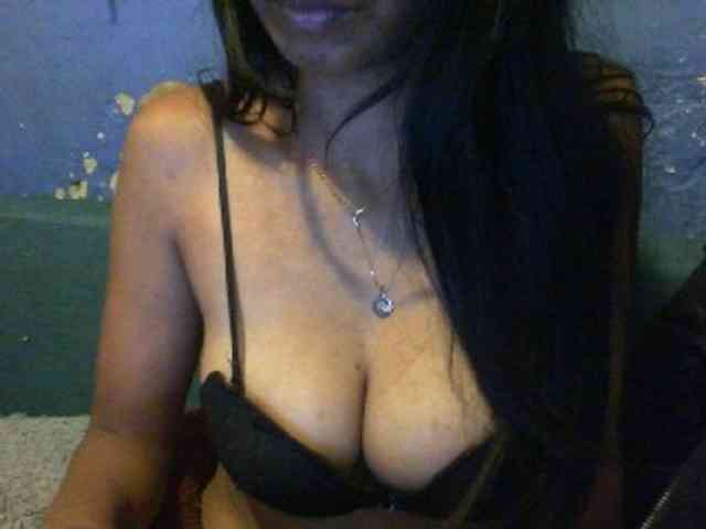 Giiulia webcam