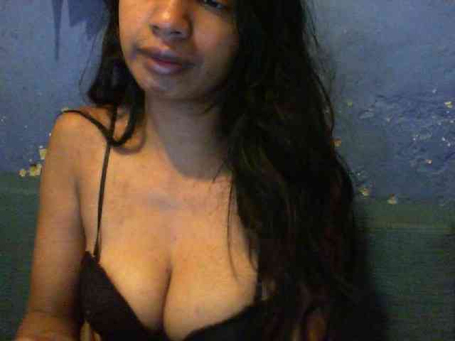 Giiulia webcam