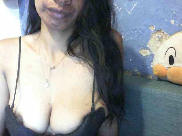 Giiulia webcam