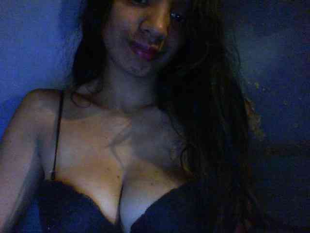 Giiulia webcam