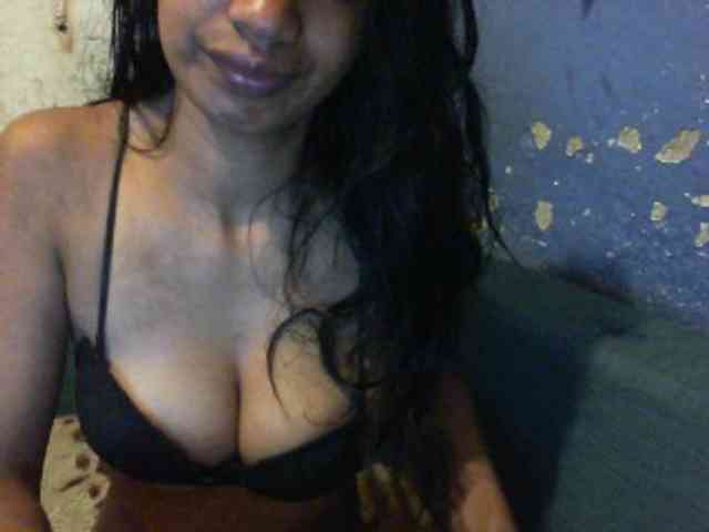 Giiulia webcam