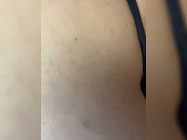 Melissafoxx's BongaCams show and profile