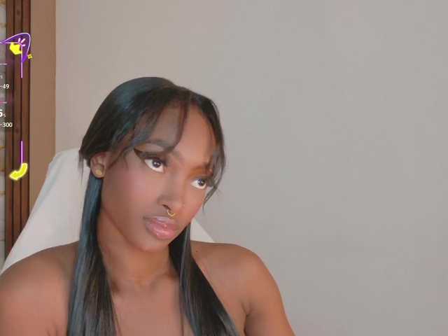 AhviEbony's BongaCams show and profile