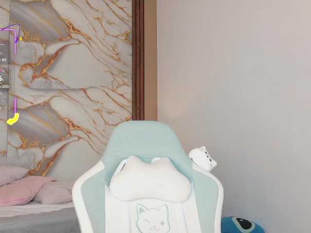 AhviEbony's BongaCams show and profile