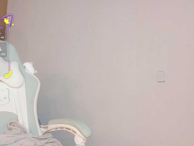 AhviEbony's BongaCams show and profile