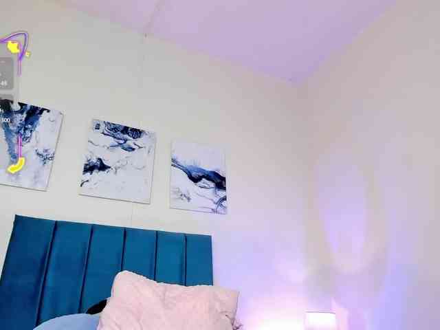 AhviEbony webcam