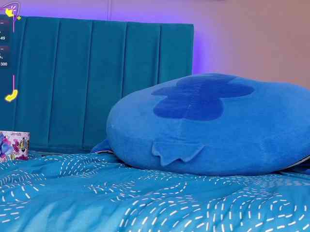 AhviEbony webcam