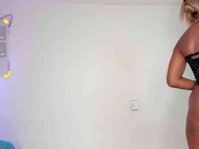 AhviEbony webcam