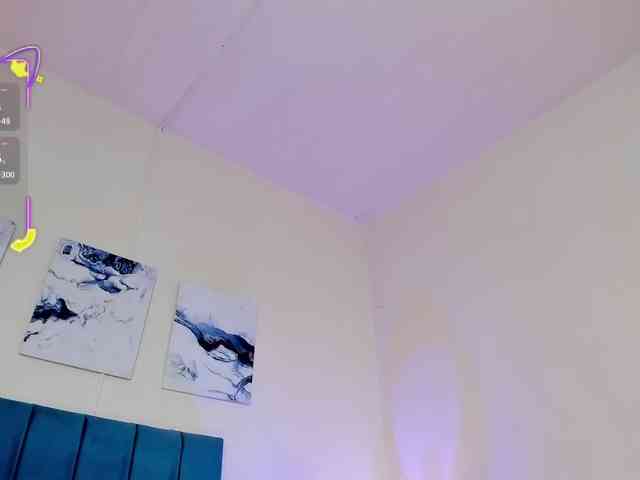 AhviEbony webcam
