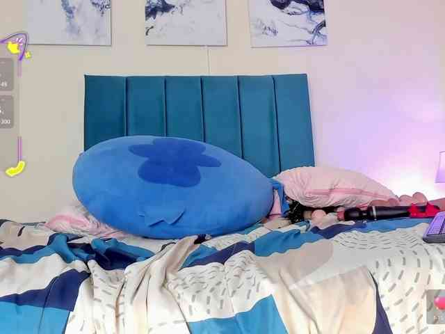 AhviEbony webcam