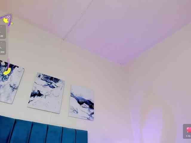 AhviEbony webcam